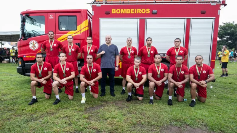 Parceria entre Bombeiros e Prefeitura reforça segurança em escolas e áreas de risco