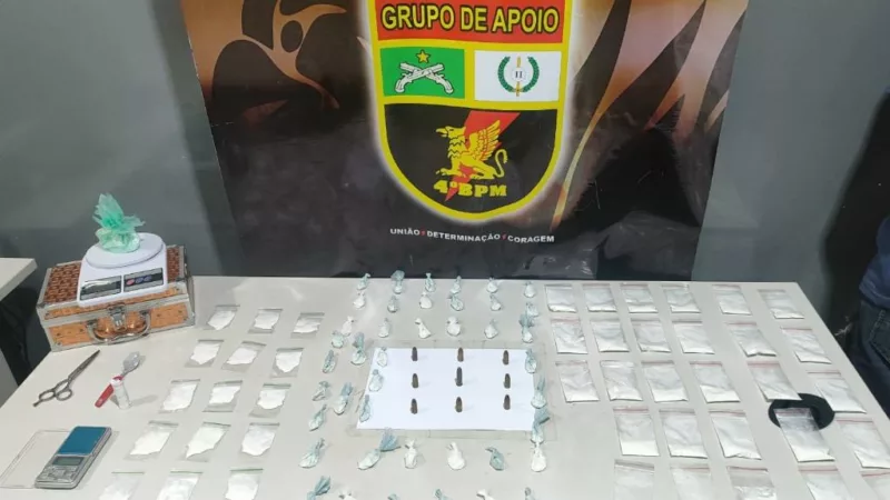Polícia Militar prende dupla com 86 porções de cocaína em Várzea Grande