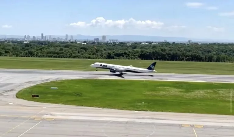 Avião que saiu de Campinas declara emergência ao pousar em Mato Grosso