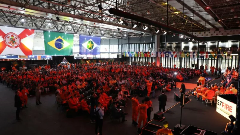 Especialistas internacionais compartilham experiências e discutem prevenção e combate a incêndios florestais no ForestFire 2025