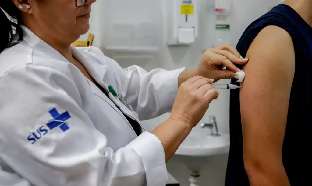 SES alerta para baixa vacinação contra a gripe entre grupos prioritários e estratégicos em MT