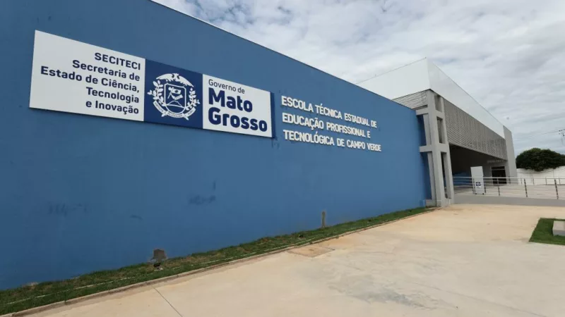 Jovens pesquisadores de escola técnica de MT desenvolvem soluções com foco em nanotecnologia e agricultura
