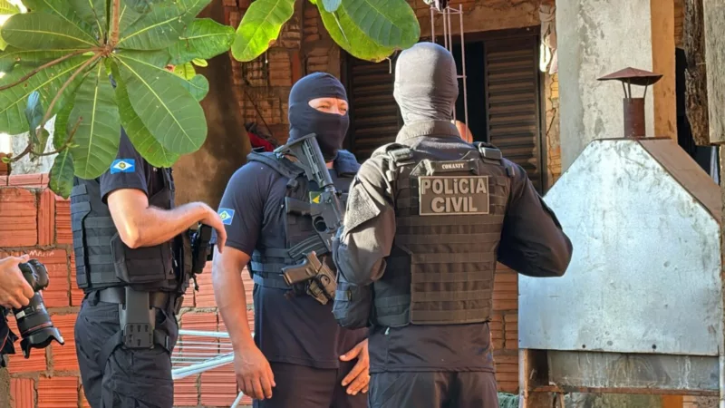 Polícia faz operação Sexto Elemento e cumpre mandados em três cidades em MT