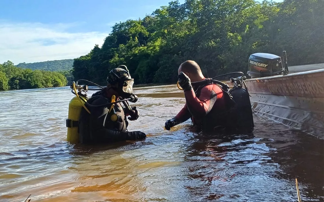 Bombeiros fazem buscas por jovem que desapareceu em rio em Mato Grosso
