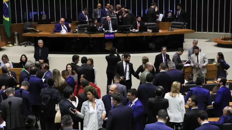 Câmara dos Deputados aprova aumento de penas para crimes de organizações criminosas