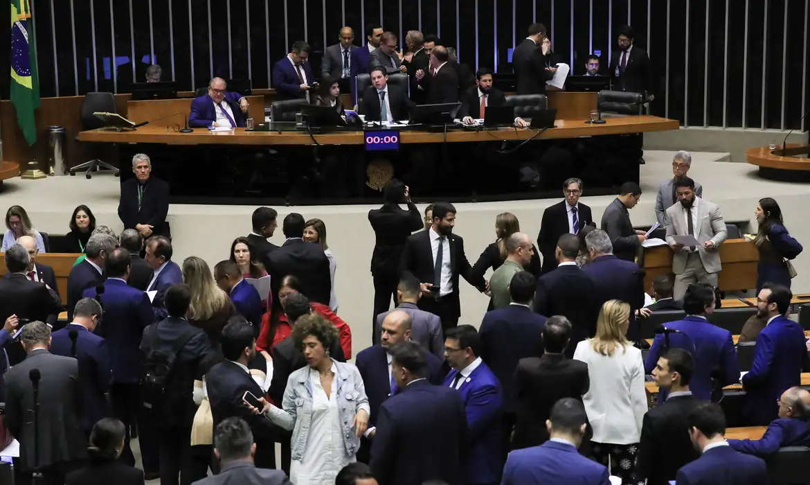 Câmara dos Deputados aprova aumento de penas para crimes de organizações criminosas