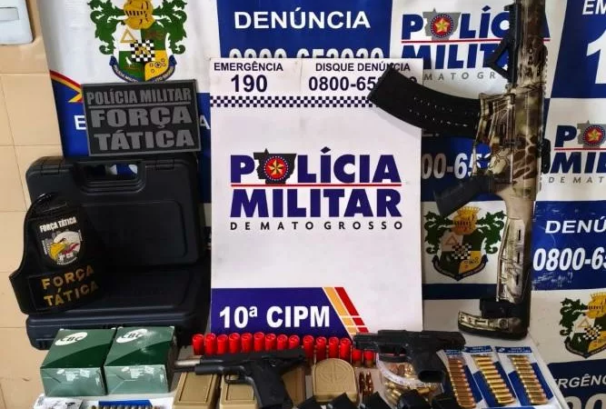 PM apreende 583 munições, três armas de fogo e prende homem por porte ilegal