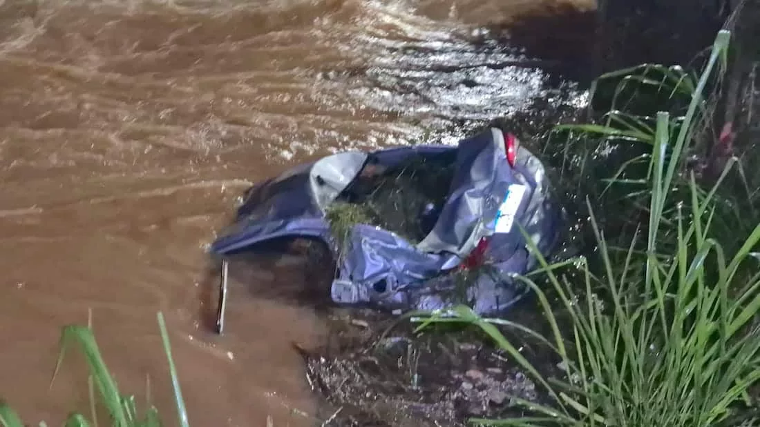 Acidente com Toyota Corolla resulta em duas mortes na Baixada do Rio Preto