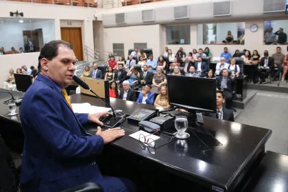 ALMT entrega moções, títulos e comendas a personalidades de destaque em Mato Grosso