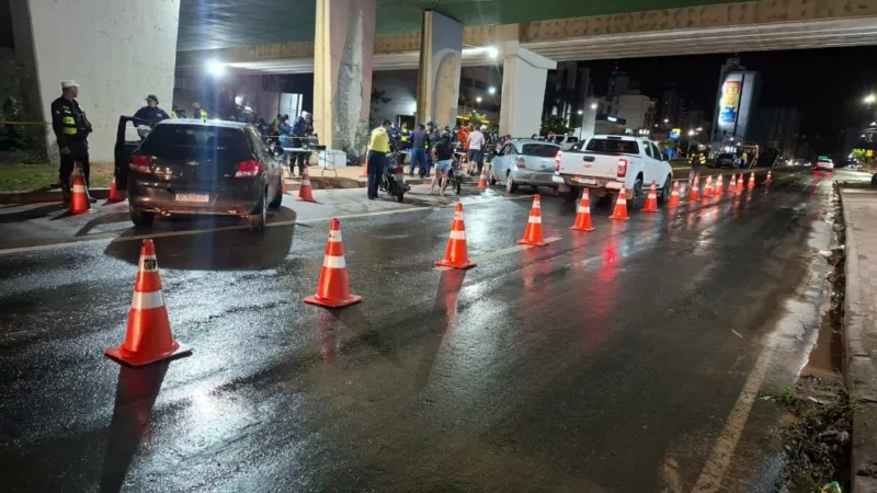 Operações Lei Seca prendem 13 condutores e removem 42 veículos em Cuiabá