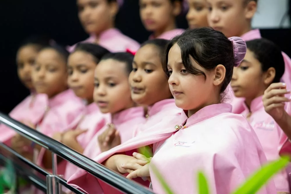 Cantata de Natal do Siminina reúne vozes e emoção no Ginásio Verdinho nesta quarta-feira