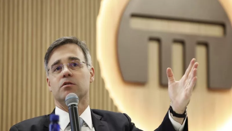 STF derruba lei de Mato Grosso e libera descontos de consignados de servidores