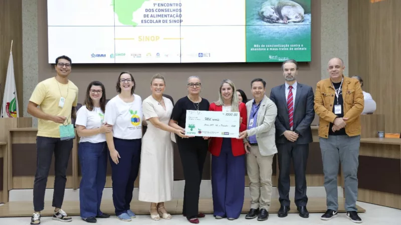 Merendeiras e Nutricionistas são premiadas por boas práticas nas escolas de Sinop
