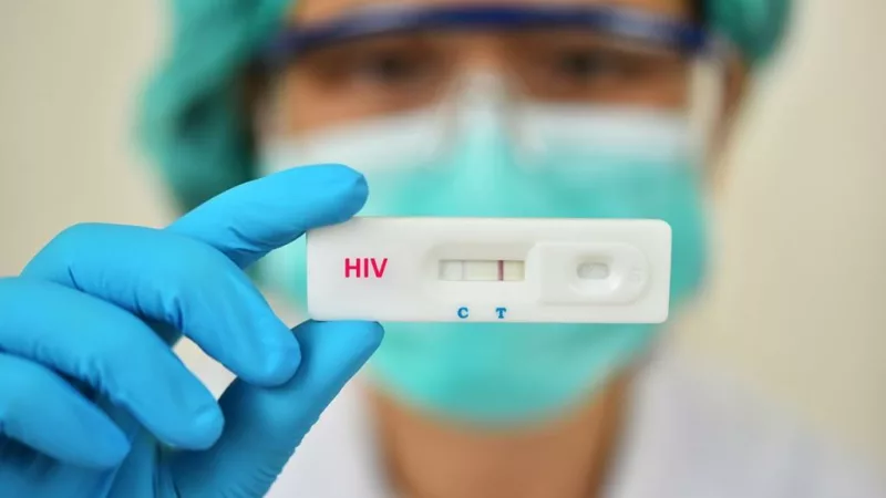SES-MT alerta sobre importância da testagem rápida contra o HIV