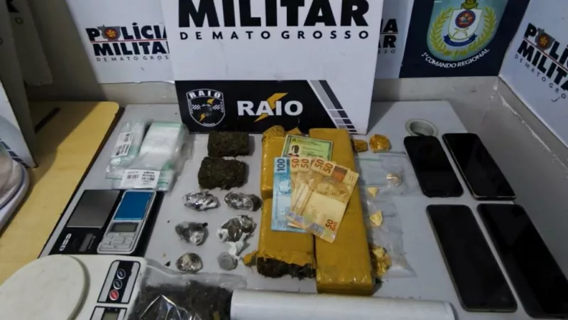 Companhia Raio prende três homens por tráfico de drogas em Cuiabá