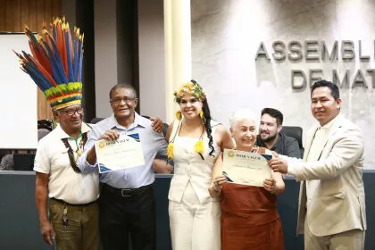 ALMT homenageia lideranças indígenas e reforça compromisso com povos originários