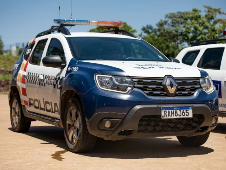Polícia Militar prende homem por agredir e ameaçar a namorada em Nova Mutum