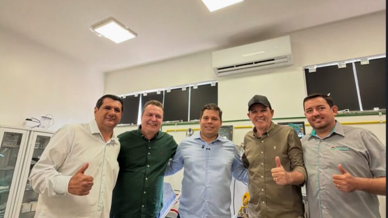 Juarez, Max e outras lideranças inauguram Hospital Municipal e nova UBS em Torixoréu