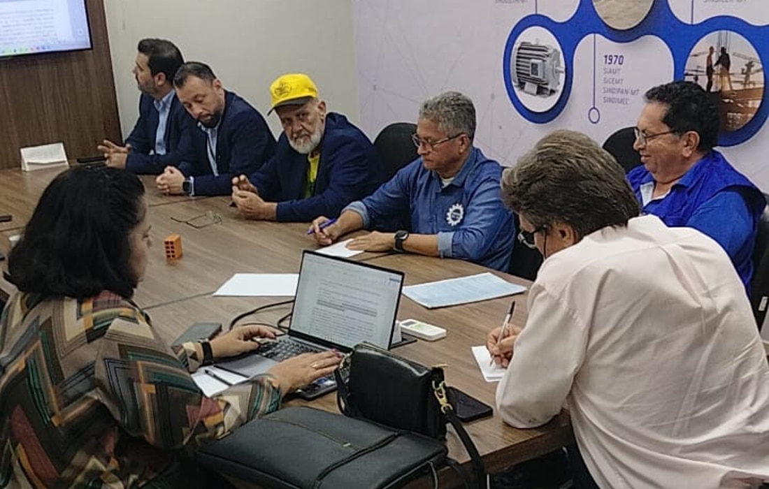 Salário de pedreiros, carpinteiros e demais da construção sobe 6% no Nortão; bônus para quem não falta aumenta