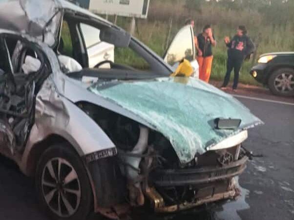 Três morrem em colisão entre caminhão e carro em Mato Grosso
