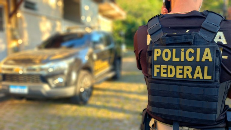 Após apreender 465 kg de cocaína em Sinop, PF cumpre 13 mandados contra grupo criminoso