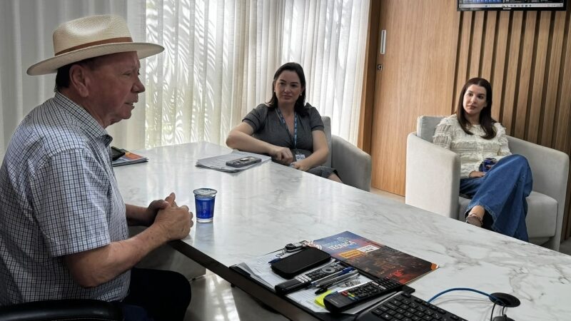 Novos servidores concursados reforçam a equipe do Previ Sinop e são recepcionados pelo prefeito Roberto Dorner