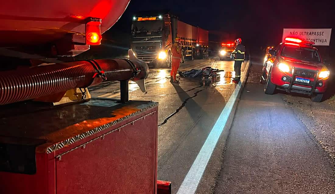 Motociclista morre após acidente e moto pegar fogo na BR-163 em Guarantã