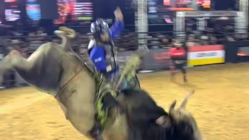 Alex Oliveira fatura título da PBR em Sorriso e R$ 250 mil