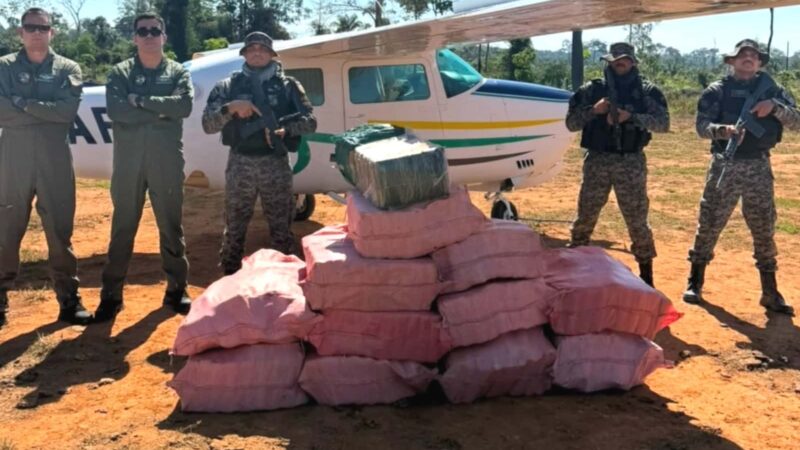 Polícia encontra meia tonelada de maconha enterrada em MT