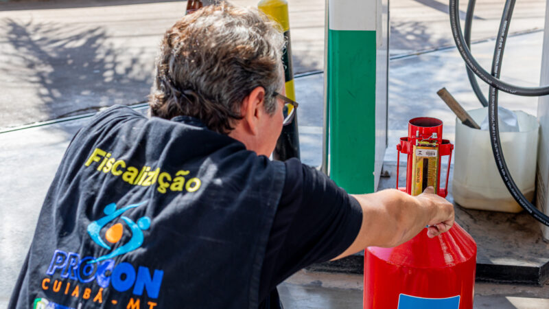 Procon Municipal reforça fiscalização em postos de combustíveis em Cuiabá