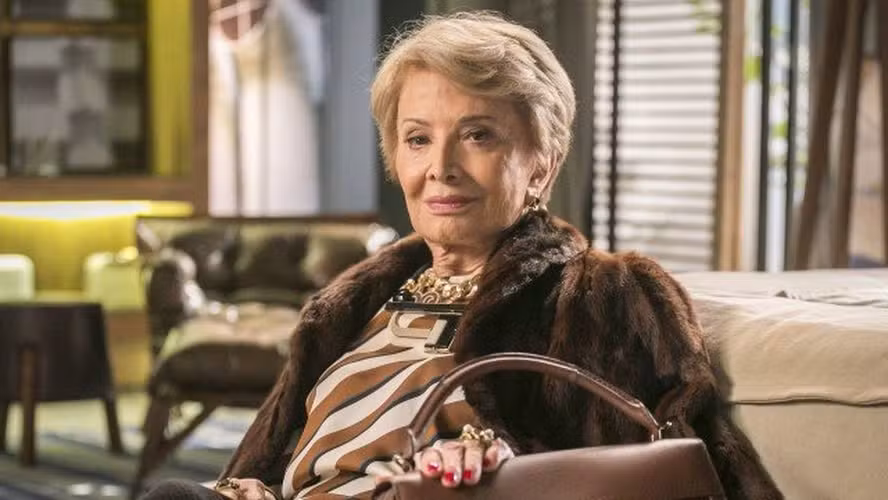 Glória Menezes, uma das maiores atrizes do país, morre aos 91 anos