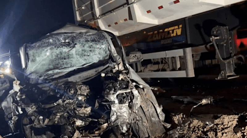 Acidente entre caminhonete e carreta em rodovia de Mato Grosso deixa um morto
