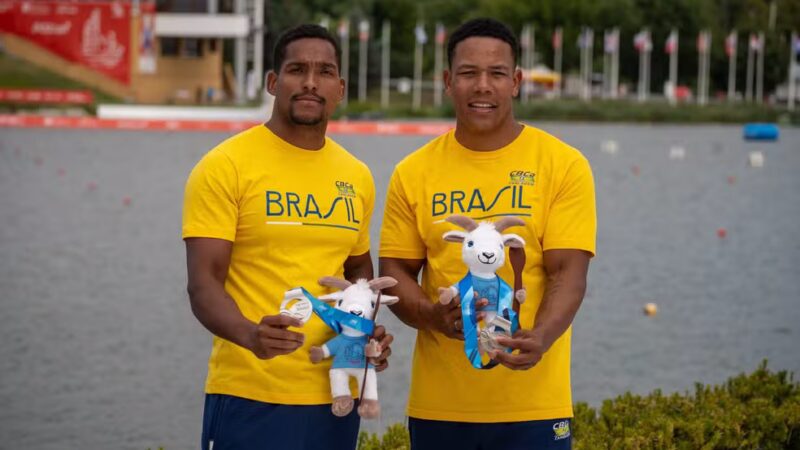 Brasil conquista prata no C2 500m e fecha Mundial de Canoagem Velocidade com oito medalhas