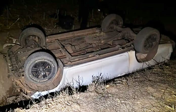 Caminhonete capota e motorista morre em Mato Grosso
