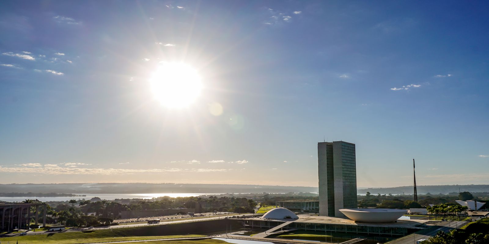 Congresso analisa fim da jornada 6×1 e ‘taxa das blusinhas’ nesta semana