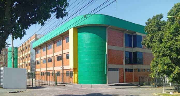 Prefeitura de Cuiabá prevê economizar R$ 1,7 milhão por ano com centralização de secretarias