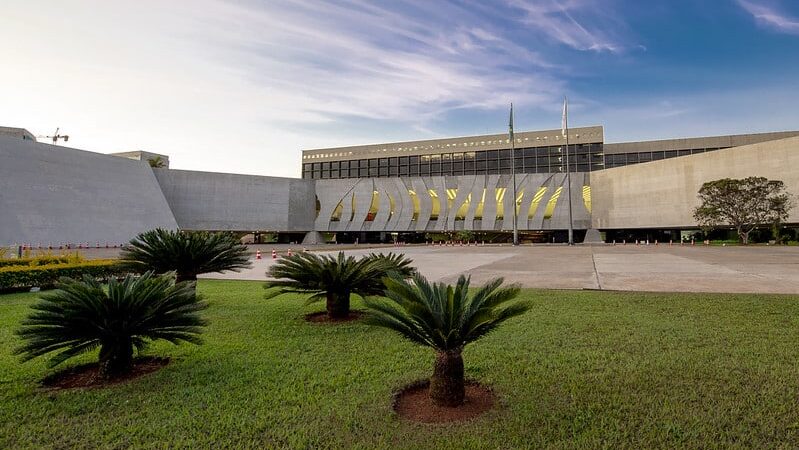 STJ solta jovem preso em MT por decisão de juiz sem pedido do Ministério Público