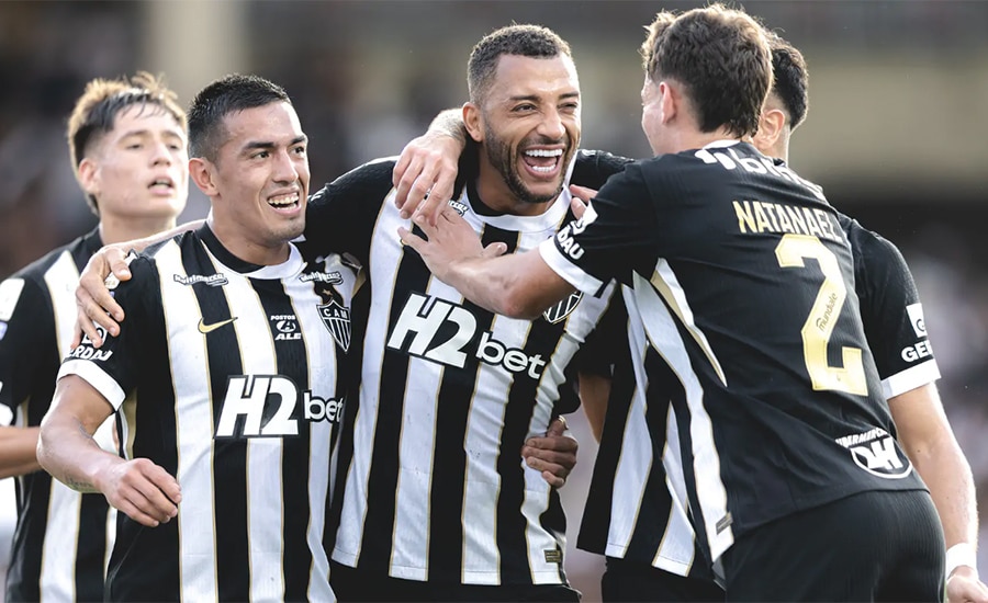Galo vira o confronto, elimina o Santos nos pênaltis e vai à semifinal da Sul-Americana