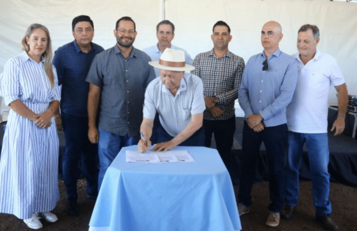 Assinada ordem de serviço para construção de escola municipal em Sinop; R$ 15,7 milhões