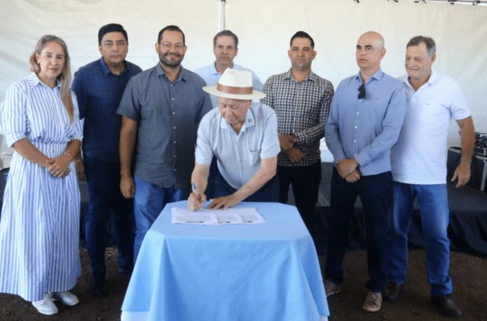 Assinada ordem de serviço para construção de escola municipal em Sinop; R$ 15,7 milhões