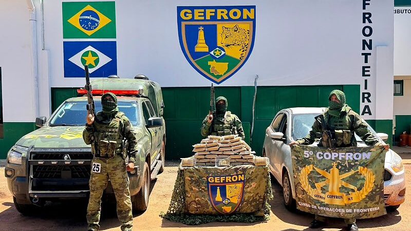 Homem é preso com tabletes de maconha em MT e diz que receberia R$ 1 mil por buscá-los na Bolívia