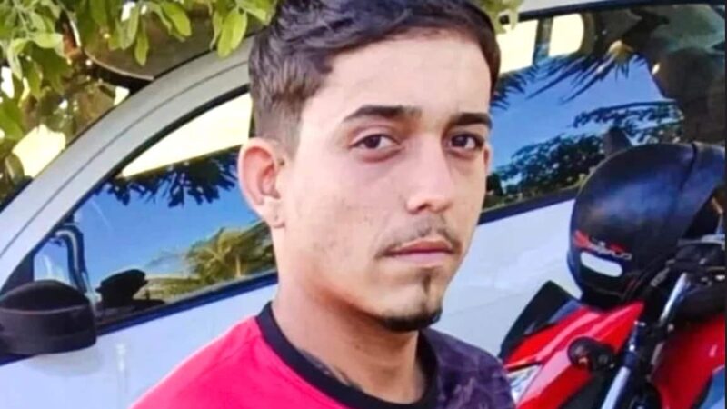 Jovem morre após bater moto contra carretinha em Sinop