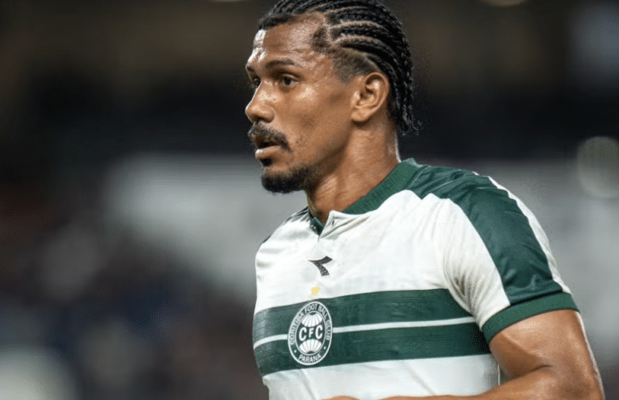 Sport acerta com Cuiabá e encaminha contratação de Fernando Sobral