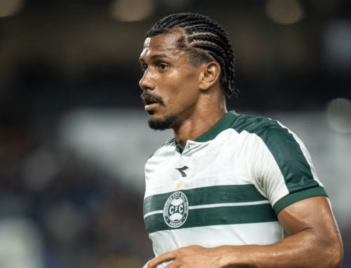 Sport acerta com Cuiabá e encaminha contratação de Fernando Sobral