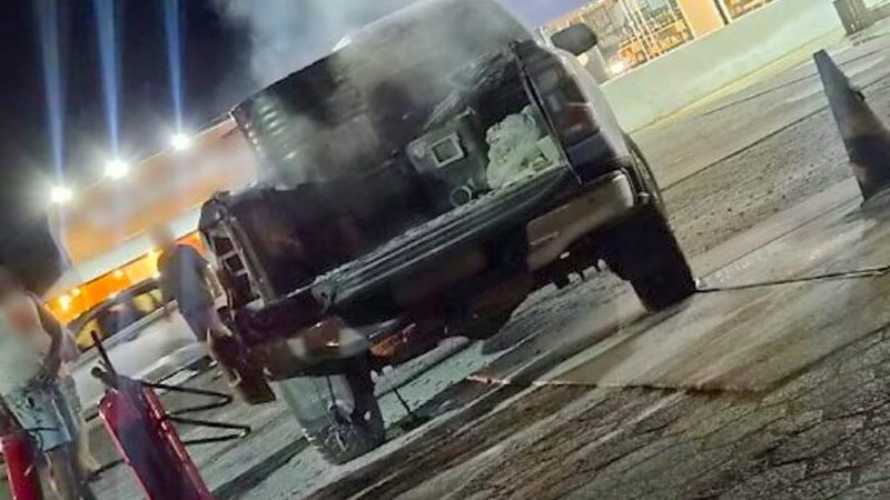 Pane elétrica provoca incêndio em caminhonete em Nova Mutum