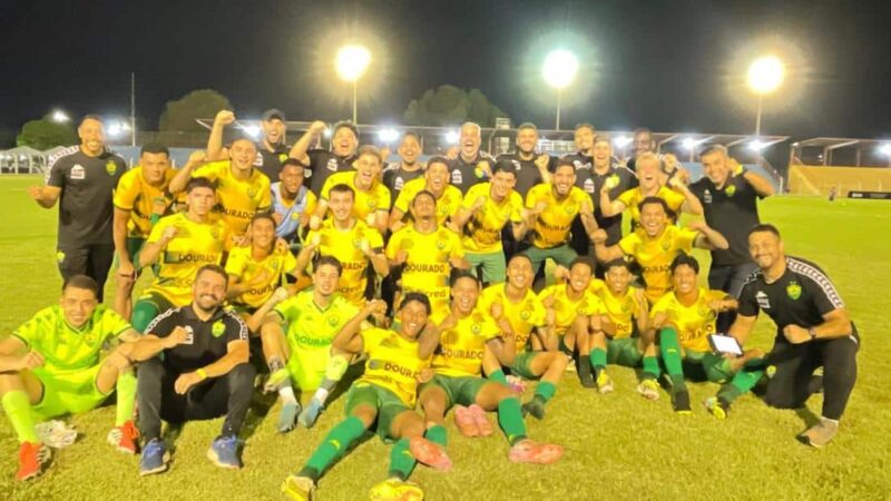 Com três gols de Mansano, Cuiabá vira sobre o Cacerense e vence por 5 a 2 na Copa FMF