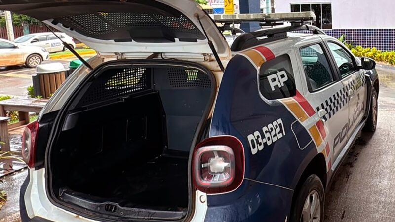 Jovem empina moto, foge da PM e cai durante perseguição em Alta Floresta