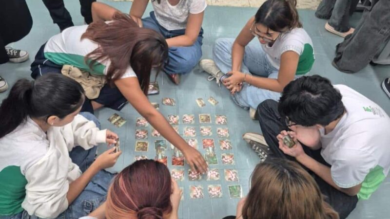 Jogo de tabuleiro “É Fogo!”, criado na UFMT, vence prêmio de Melhor Narrativa em festival nacional