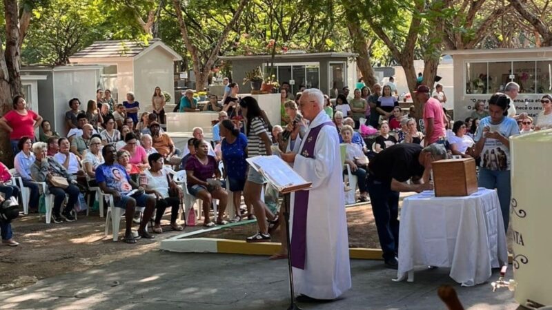 Igreja define três missas no cemitério de Sinop no Dia de Finados