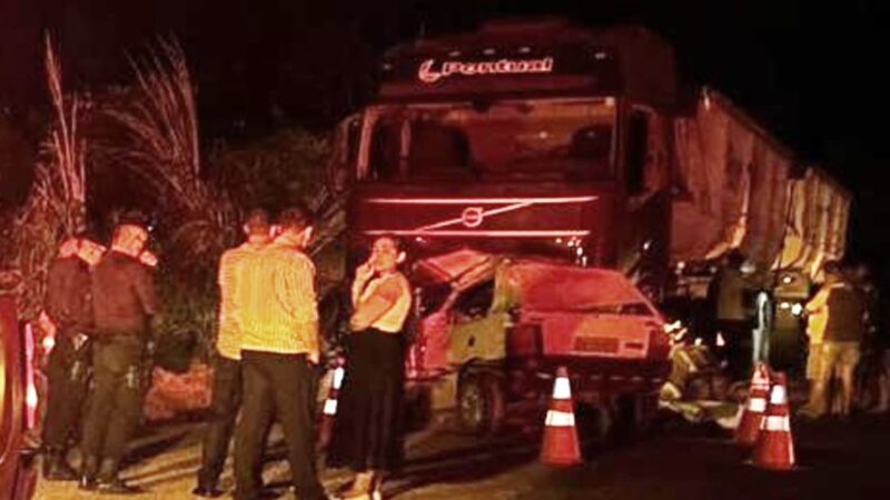 Casal e três filhos morrem em colisão entre carro e caminhão na MT-140, em Nova Brasilândia